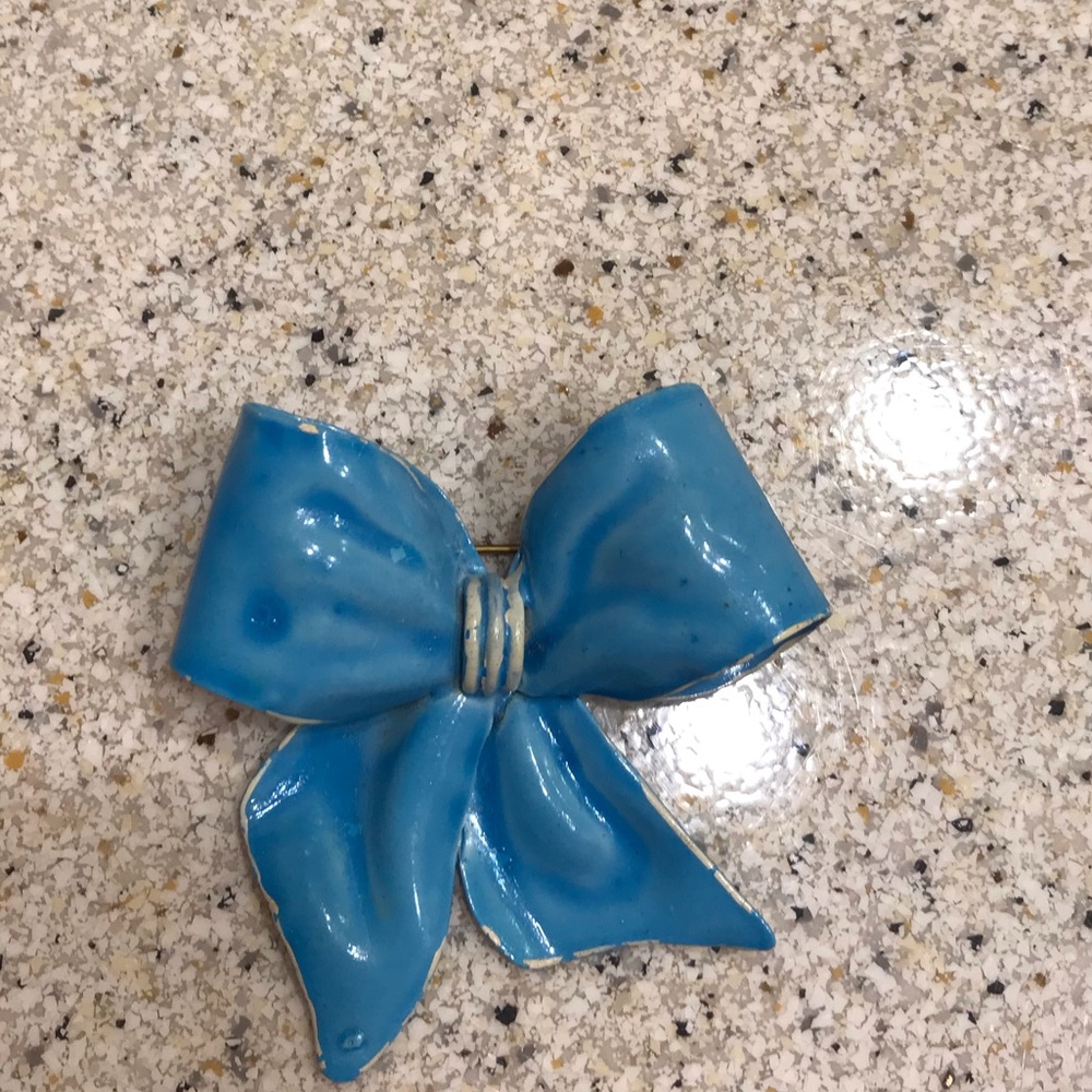 Vintage blue ribbon brooch